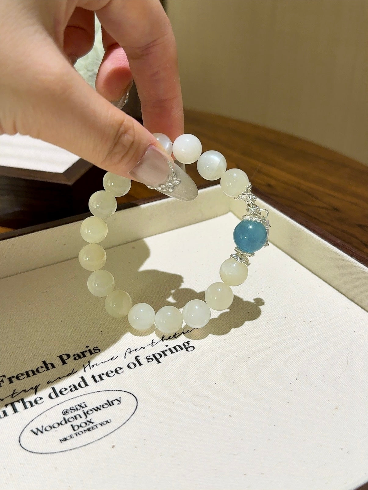 ▫️▪️ White moonlight aquamarine bracelet
